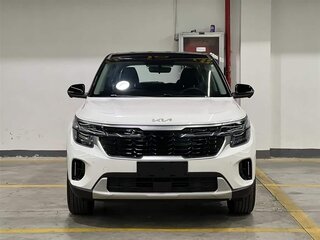 2026 Kia Seltos I Рестайлинг, белый, 2091000 рублей, вид 2