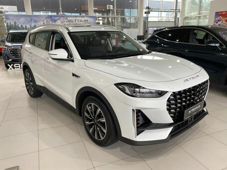 2026 Jetour X70+ I Рестайлинг, белый, 3099000 рублей, вид 2