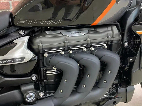 2026 Triumph Rocket 3, чёрный, 3800000 рублей - вид 8