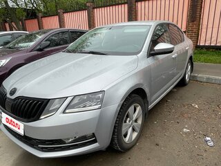 2018 Skoda Octavia III (A7) Рестайлинг, серебристый, 1670000 рублей, вид 3