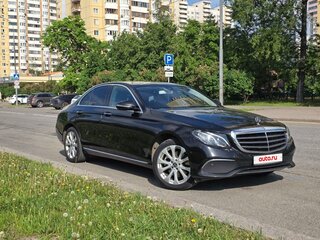 2019 Mercedes-Benz E-Класс 200 V (W213, S213, C238), чёрный, 3340000 рублей, вид 1