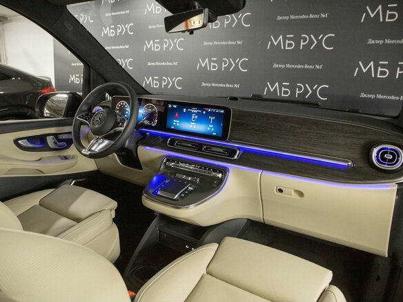 2026 Mercedes-Benz V-Класс 300 d длинный III (W447) Рестайлинг 2, чёрный - вид 18