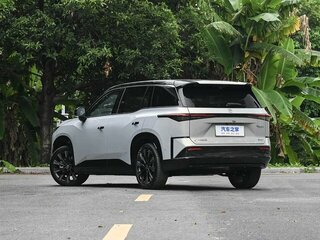 2026 Toyota bZ3X 58.3 kWh, серебристый, 2750000 рублей, вид 5