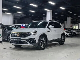2023 Volkswagen Tayron I Рестайлинг, белый, 1950666 рублей, вид 4