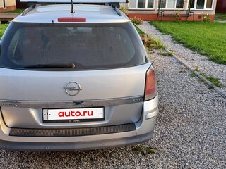 2008 Opel Astra H Рестайлинг, серебристый, 550000 рублей, вид 3