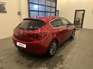 2011 Opel Astra J, красный, 639000 рублей, вид 4
