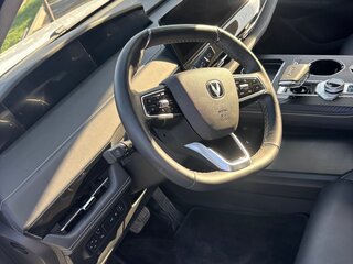 2023 Changan UNI-K, белый, 2500000 рублей, вид 4