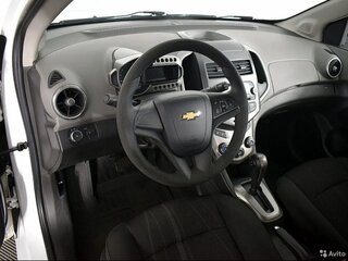 2012 Chevrolet Aveo II, белый, 620000 рублей, вид 5