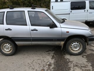 2007 Chevrolet Niva I, серебристый, 375000 рублей, вид 3