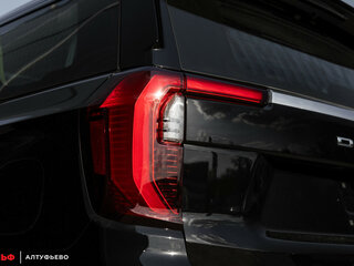 2025 GMC Yukon V Рестайлинг, чёрный, 16190000 рублей, вид 5