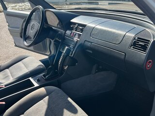 1996 Mercedes-Benz C-Класс 180 I (W202), белый, 415000 рублей, вид 5