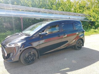 2022 Toyota Sienta II Рестайлинг, чёрный, 1730000 рублей, вид 1