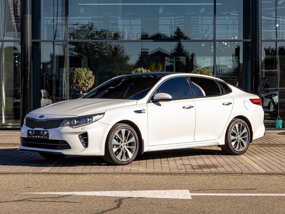 2017 Kia Optima IV, белый, 1695000 рублей
