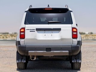 2025 Toyota Land Cruiser Prado 250 Series, белый, 9500000 рублей, вид 5