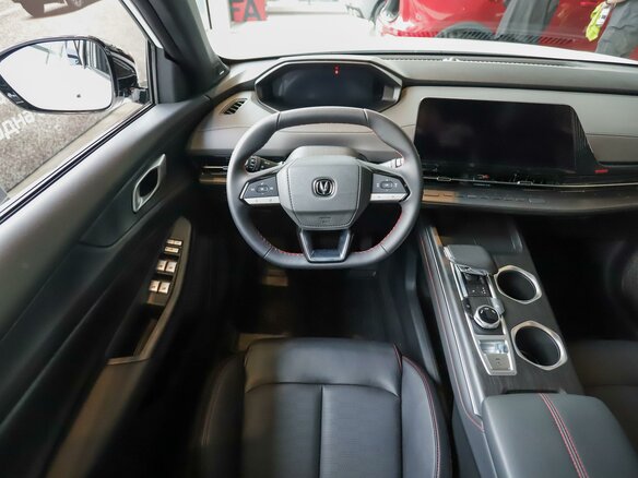 2025 Changan UNI-S I, белый - вид 17