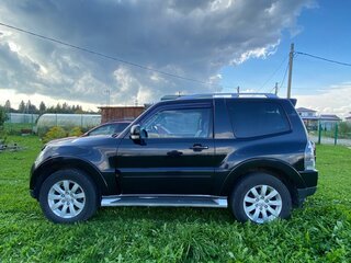 2008 Mitsubishi Pajero IV, чёрный, 1457000 рублей, вид 4
