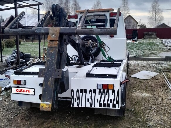 2011 Iveco Daily, белый, 2200000 рублей - вид 1