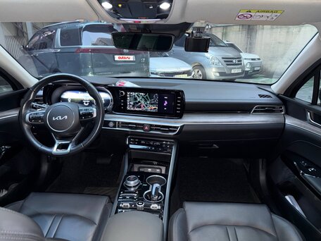 2022 Kia K5 III, чёрный, 3200000 рублей, вид 5