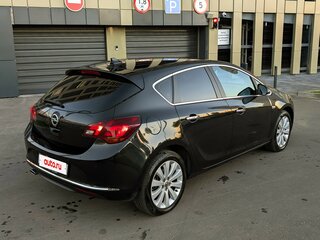 2013 Opel Astra J Рестайлинг, чёрный, 720000 рублей, вид 4
