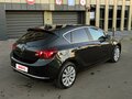 2013 Opel Astra J Рестайлинг, чёрный - вид 3