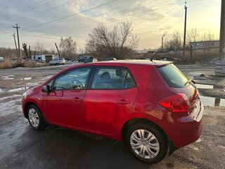 2008 Toyota Auris I, красный, 1000000 рублей, вид 4