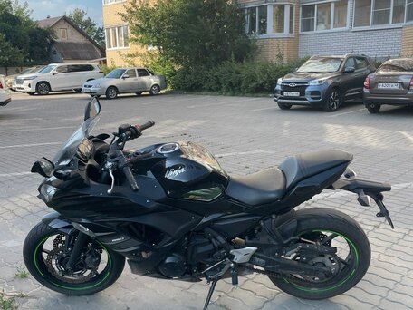 2019 Kawasaki Ninja 650, чёрный, 699000 рублей, вид 1