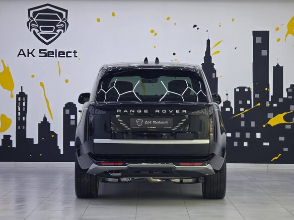 2026 Land Rover Range Rover D350 MHEV Long V, чёрный, 24200000 рублей - вид 5
