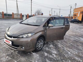 2009 Toyota Wish II, коричневый, 1112000 рублей, вид 1