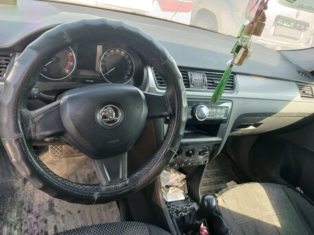 2015 Skoda Rapid I, белый, 606000 рублей, вид 5