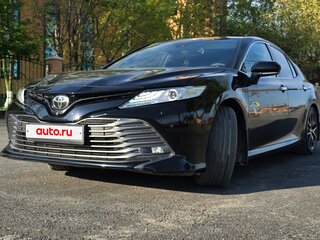 2020 Toyota Camry VIII (XV70), чёрный, 3100000 рублей, вид 3