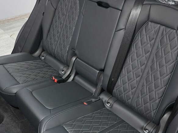 2025 Audi Q5 40 TFSI III (GU), чёрный, 6499000 рублей - вид 15
