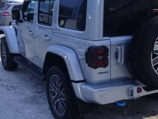 2022 Jeep Wrangler IV (JL), серебристый, 3499999 рублей, вид 5