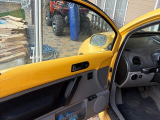 2001 Volkswagen Beetle I (A4), жёлтый, 500000 рублей, вид 5