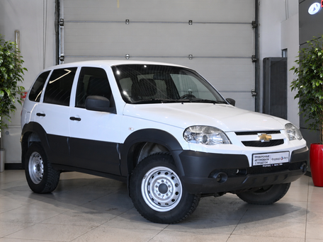 2019 Chevrolet Niva I Рестайлинг, белый, 699000 рублей, вид 1
