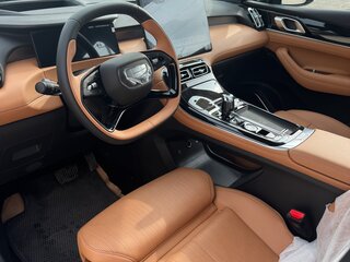 2025 Geely Atlas II, серебристый, 2150000 рублей, вид 5