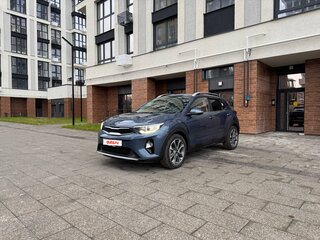 2019 Kia Stonic I, синий, 1680000 рублей, вид 2
