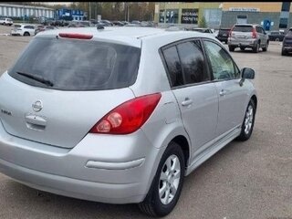 2011 Nissan Tiida I Рестайлинг, серебристый, 500000 рублей, вид 3