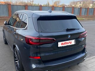 2022 BMW X5 M50i IV (G05/G18), синий, 6850000 рублей, вид 4