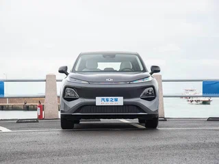 2026 Changan Qiyuan Q05 40.3 kWh II, серый, 1840000 рублей, вид 5