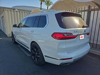2021 BMW X7 40i I (G07), белый, 4400000 рублей, вид 3