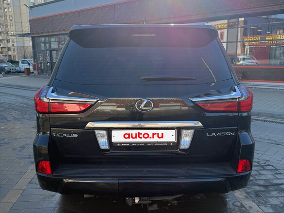 2017 Lexus LX 450d III Рестайлинг 2, чёрный, 6900000 рублей - вид 4