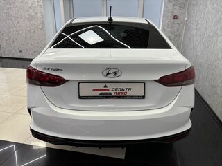 2020 Hyundai Solaris II Рестайлинг, белый, 1535000 рублей, вид 4