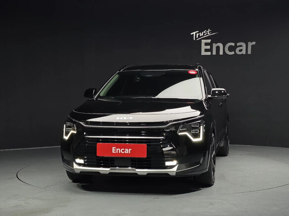 2022 Kia Niro II, чёрный, 2150000 рублей