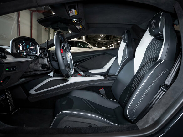 2026 Lamborghini Revuelto, фиолетовый, 74900000 рублей - вид 36