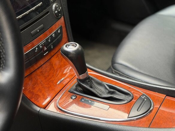 2006 Mercedes-Benz E-Класс 200 III (W211, S211) Рестайлинг, чёрный, 1100000 рублей - вид 11