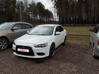 2014 Mitsubishi Lancer X Рестайлинг, белый, 1150000 рублей, вид 2