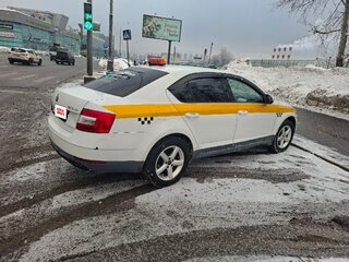 2018 Skoda Octavia III (A7) Рестайлинг, белый, 650000 рублей, вид 2