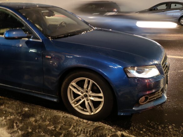 2011 Audi A4 IV (B8), синий, 1100000 рублей - вид 9