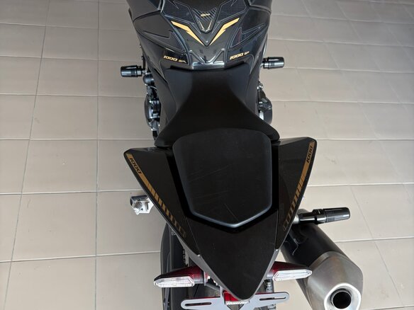 2025 Honda CB 1000 Hornet, чёрный, 1250000 рублей - вид 9