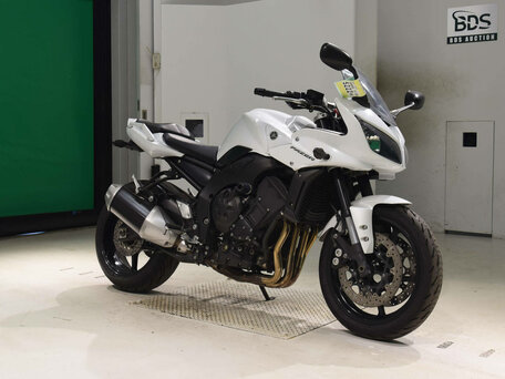 2010 Yamaha FZ1, белый, 429308 рублей, вид 3